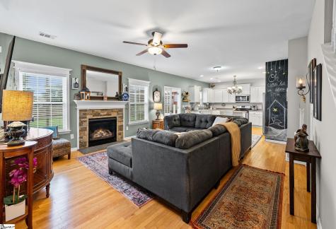 6 Meadowrise Lane Simpsonville SC 29681