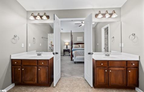 6 Meadowrise Lane Simpsonville SC 29681