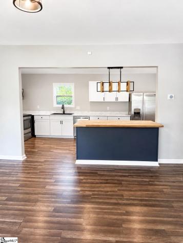 12 Front Street Pelzer SC 29669