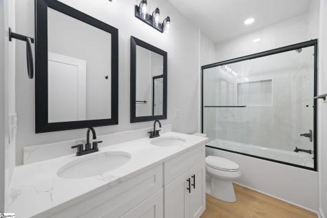 128 Lyman Avenue Duncan SC 29334