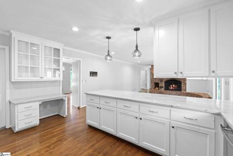 209 E Kenilworth Drive Greenville SC 29615