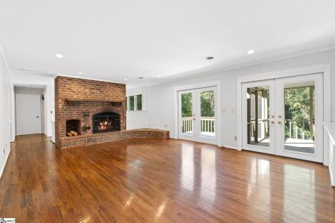 209 E Kenilworth Drive Greenville SC 29615