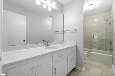 209 E Kenilworth Drive Greenville SC 29615