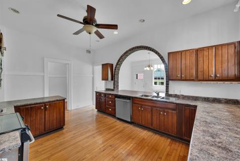 118 James Street Greenville SC 29609