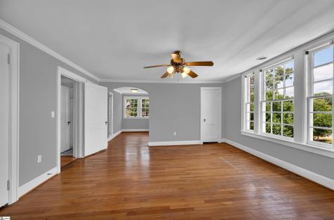 118 James Street Greenville SC 29609