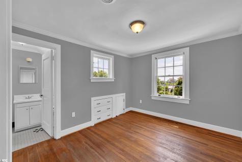 118 James Street Greenville SC 29609