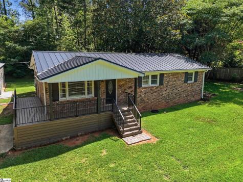 30 Dogwood Drive Travelers Rest SC 29690