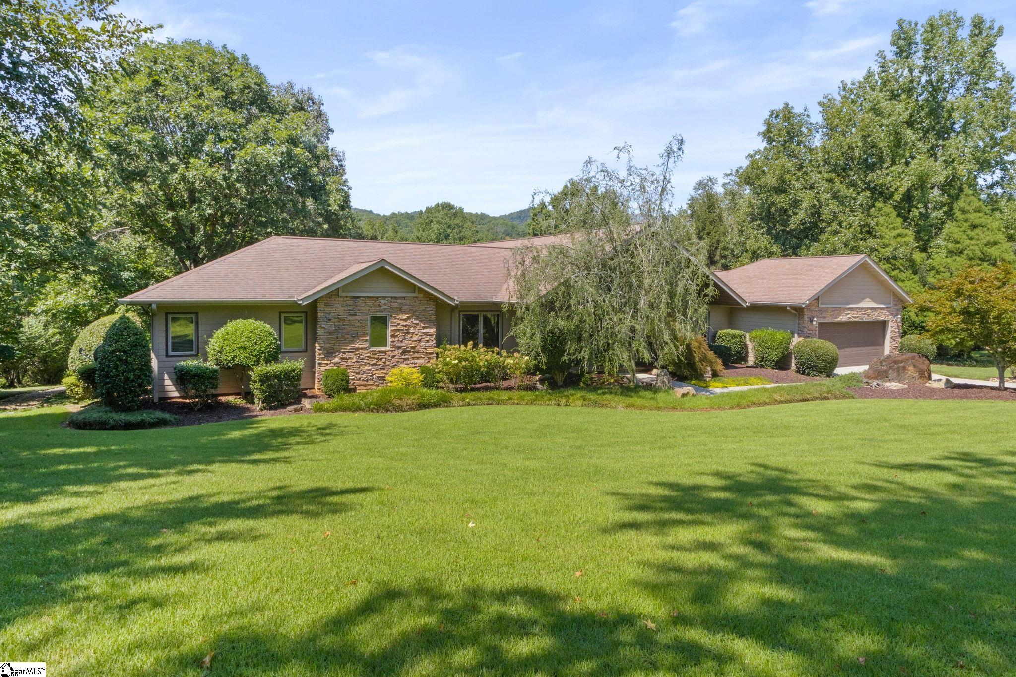 19 Crown Ridge Road Travelers Rest SC 29690