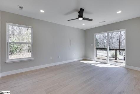 136 W Bluford Street Clinton SC 29325