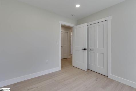 136 W Bluford Street Clinton SC 29325