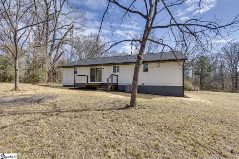 136 W Bluford Street Clinton SC 29325