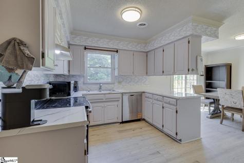 227 Emerald Way Spartanburg SC 29302