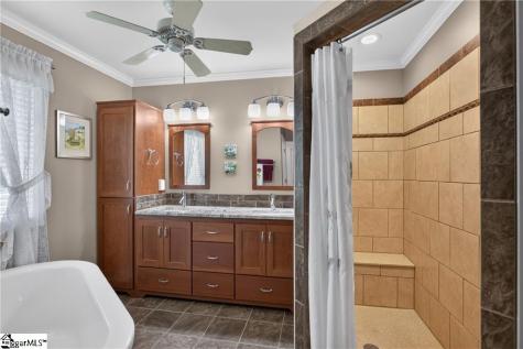 534 Broadwater Circle Anderson SC 29626