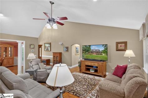534 Broadwater Circle Anderson SC 29626