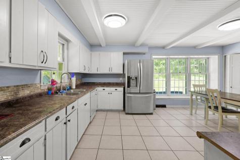 319 Brookside Drive Union SC 29379