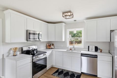 401 Clarendon Drive Easley SC 29642
