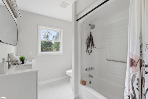 401 Clarendon Drive Easley SC 29642