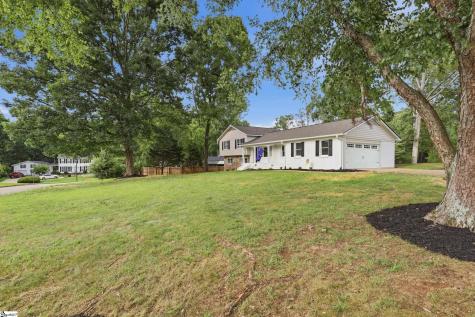 401 Clarendon Drive Easley SC 29642