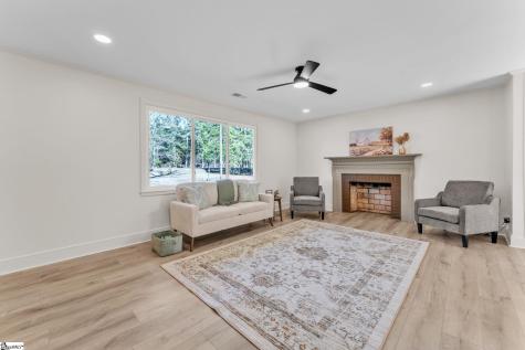 7605 N 178 Highway Donalds SC 29638