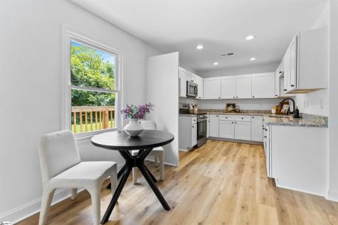 2 Melbourne Lane Greenville SC 29615