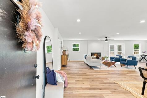 2 Melbourne Lane Greenville SC 29615