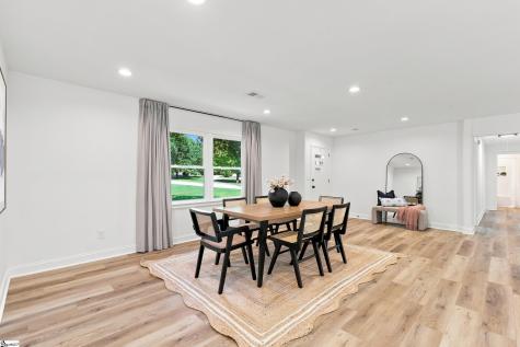 2 Melbourne Lane Greenville SC 29615
