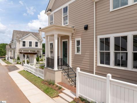 2 Belgard Drive Greenville SC 29615