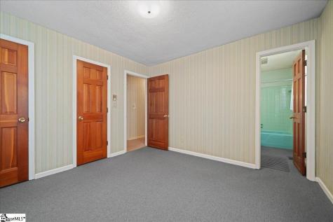 304 Shaw Road Honea Path SC 29654