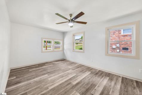 33 Dunlap Drive Greenville SC 29605