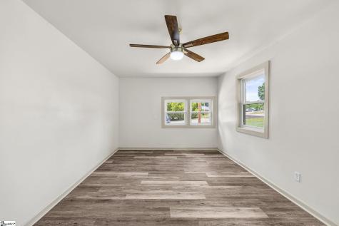 33 Dunlap Drive Greenville SC 29605