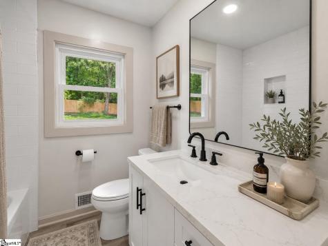 33 Dunlap Drive Greenville SC 29605