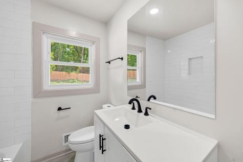 33 Dunlap Drive Greenville SC 29605