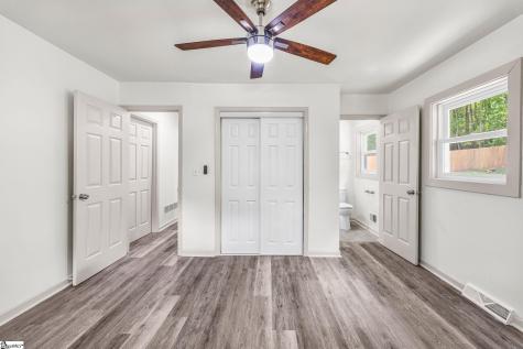 33 Dunlap Drive Greenville SC 29605