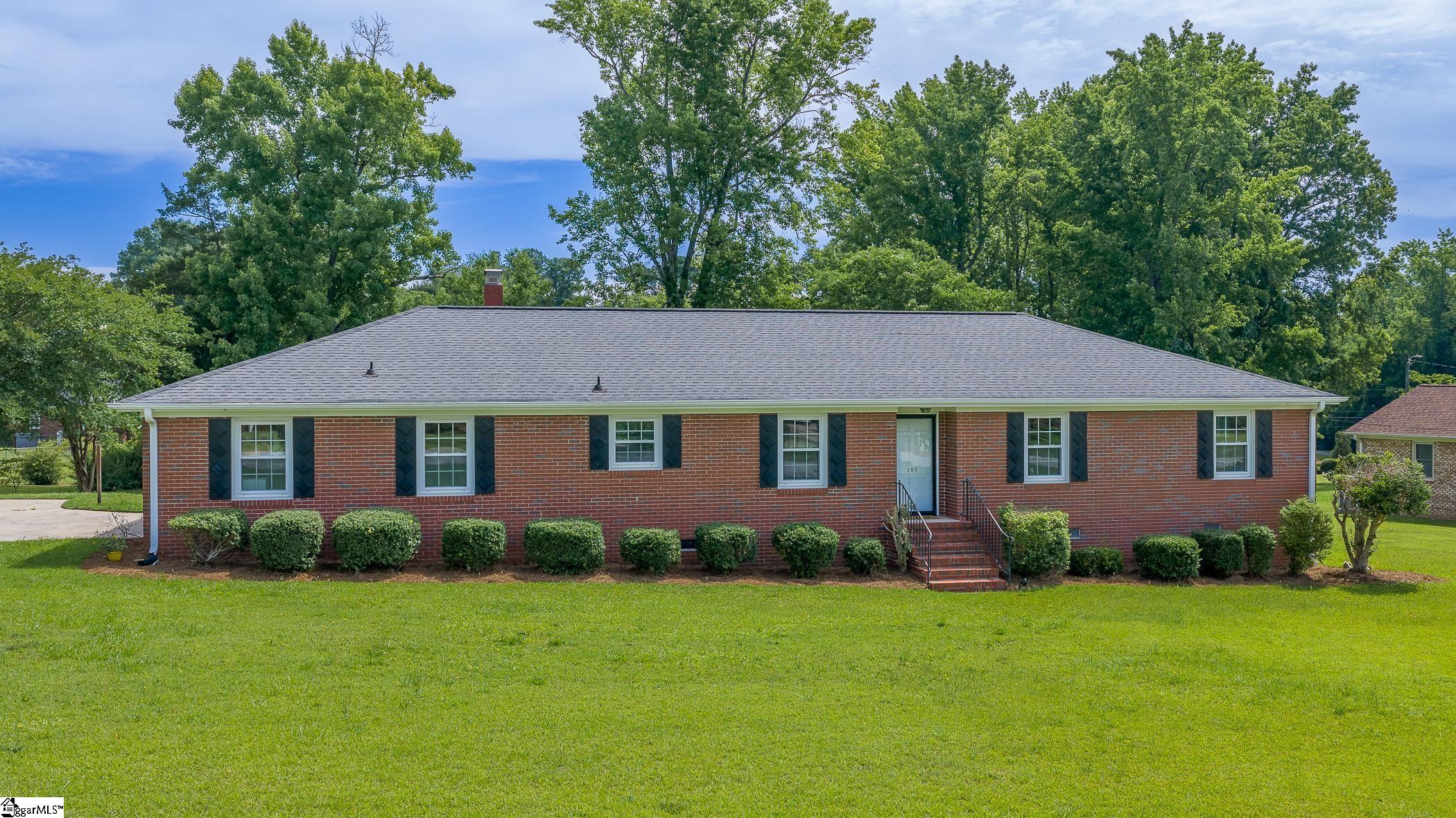 107 Lemon Tree Trail Laurens SC 29360