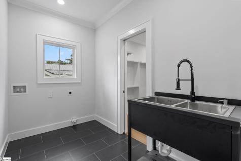 6 Apopka Avenue Greenville SC 29609