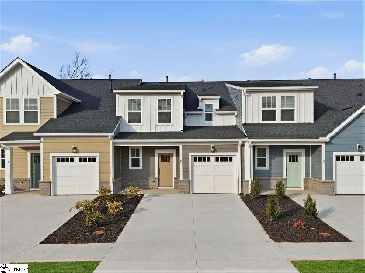 13 Thurlow Court Greenville SC 29615