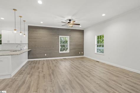 44 4th Avenue Greenville SC 29611