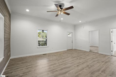 44 4th Avenue Greenville SC 29611