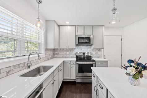119 Prosperity Avenue Greenville SC 29605