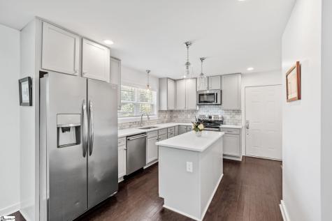 119 Prosperity Avenue Greenville SC 29605
