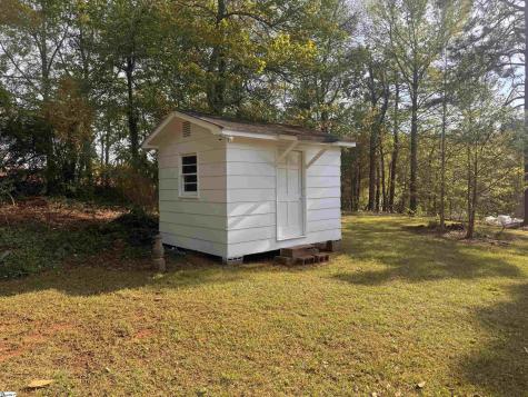 385 Wall Street Campobello SC 29322