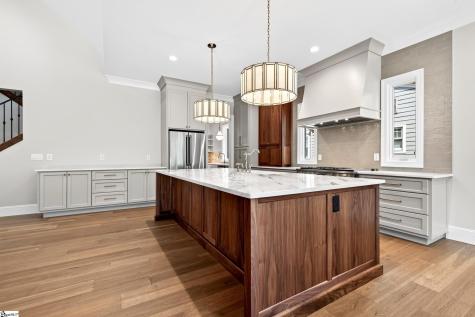 16 E Augusta Place Greenville SC 29605