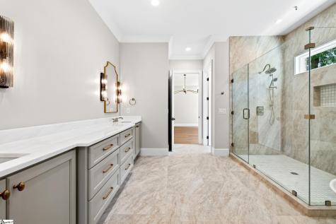 16 E Augusta Place Greenville SC 29605
