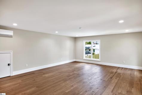 16 E Augusta Place Greenville SC 29605