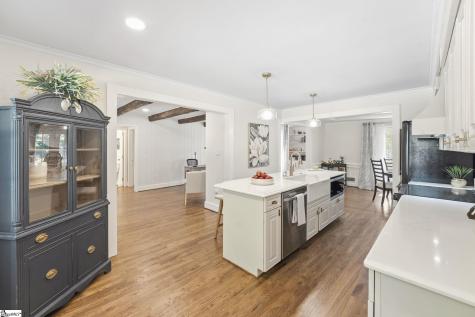 141 Shoreham Road Spartanburg SC 29307