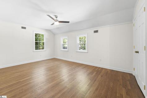 141 Shoreham Road Spartanburg SC 29307