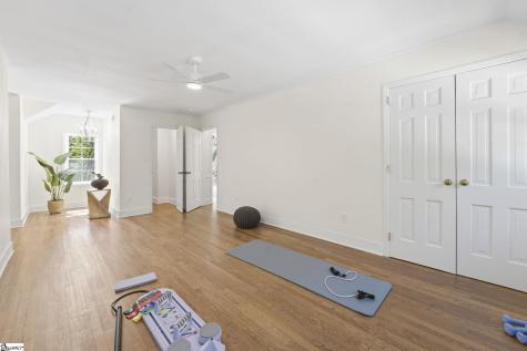 141 Shoreham Road Spartanburg SC 29307