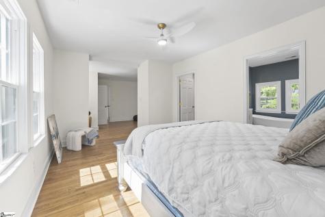 141 Shoreham Road Spartanburg SC 29307