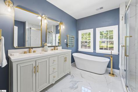 141 Shoreham Road Spartanburg SC 29307