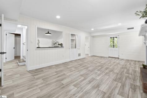 141 Shoreham Road Spartanburg SC 29307